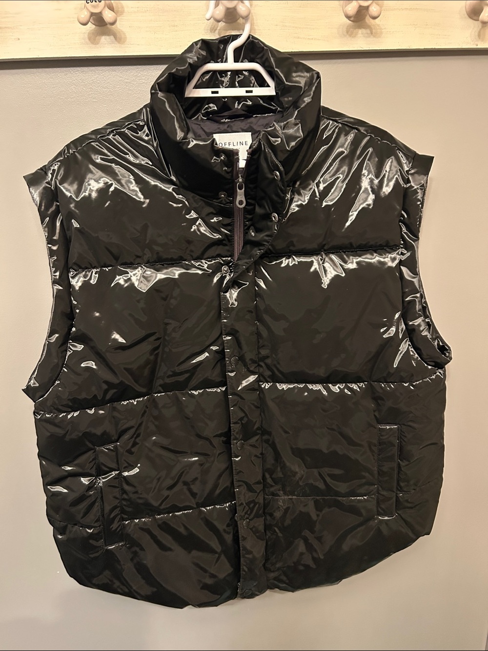 aerie Black Glossy Puffer Vest